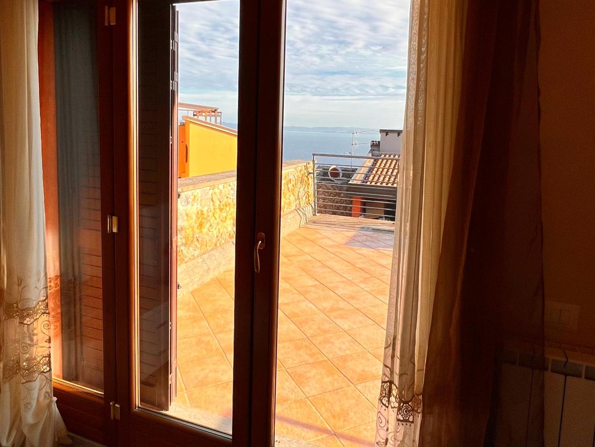 Villa La Terrazza Порто Санто Стефано Екстериор снимка